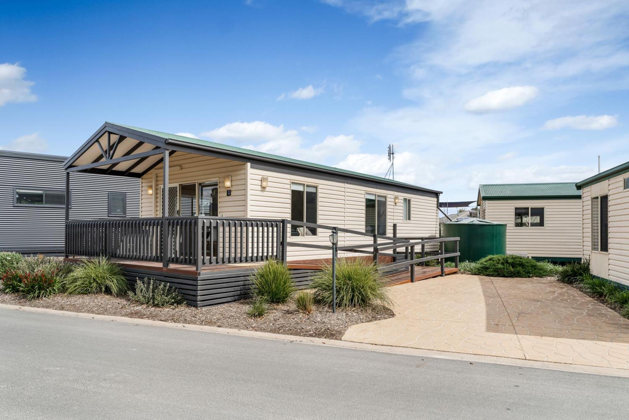 Big4 Tasman Holiday Parks - Bendigo Exterior photo